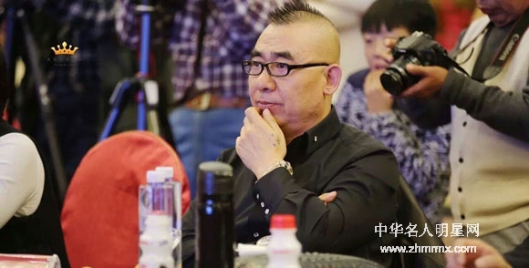 郝文武：山果的故事感动我们，做人一定要知足