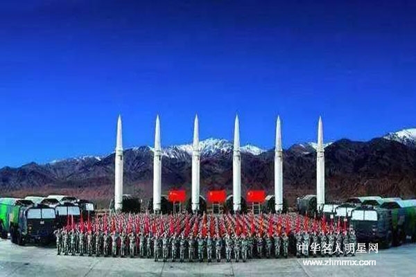 请不要侮辱部队，玷污中国军人——什么“6月高考不努力，9月部队做兄弟”？