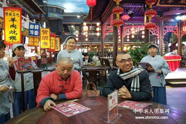 伟大的父母亲在你眼里和你的养的宠物是怎么样区分。